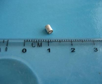 Picture of Mini Piezo Ceramic Cylinder 3x1.5x4mm 520 KHz